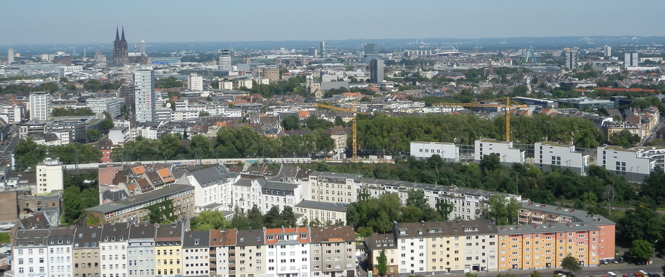 Kölner Panorama aus Sicht es Gerichtshochhauses.